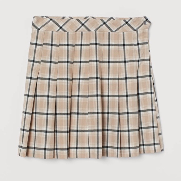 H&M Plaid Pleated Skirt - Picture 1 of 3